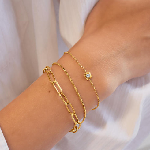 Gold Modern Bezel-Set Solitaire Bracelet