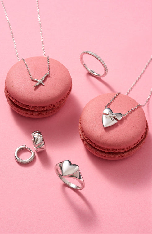 Silver Heart Kiss Pavé Necklace
