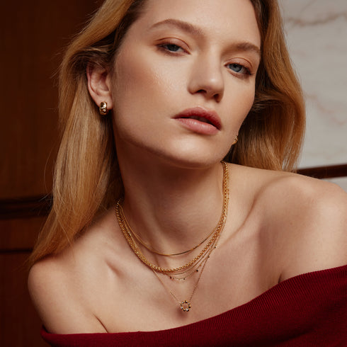 Gold Asymmetric Beaded Circle Necklace