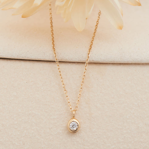 14kt Gold Magma Single Diamond Necklace