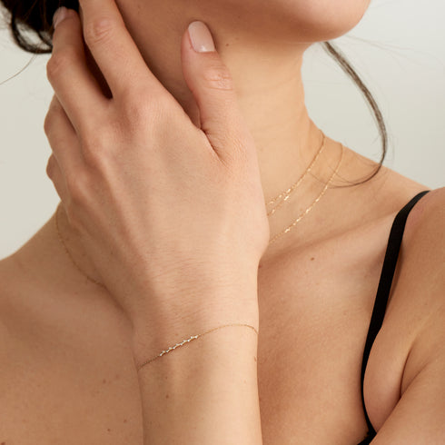 14kt Gold Stargazer Natural Diamond Bar Bracelet