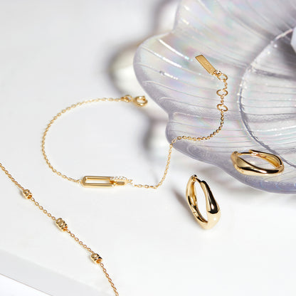Gold Glam Interlock Bracelet Set