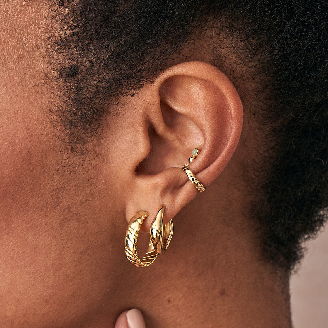Gold Smooth Twist Ear Cuff – Ania Haie