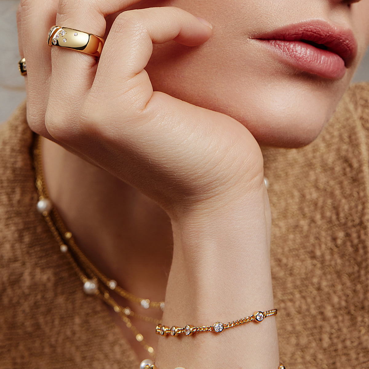 Gold Multi Station Round Stone Chain Bracelet