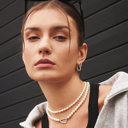 Silver Lobster Clasp Shell Pearl Necklace