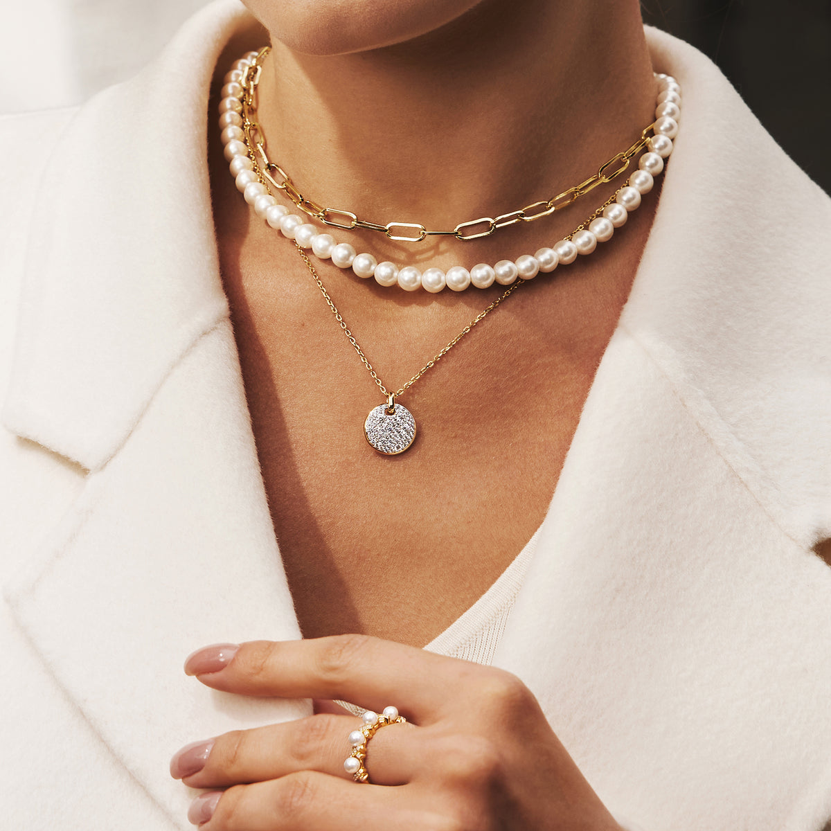 Gold Sparkling Braided Shell Pearl Ring