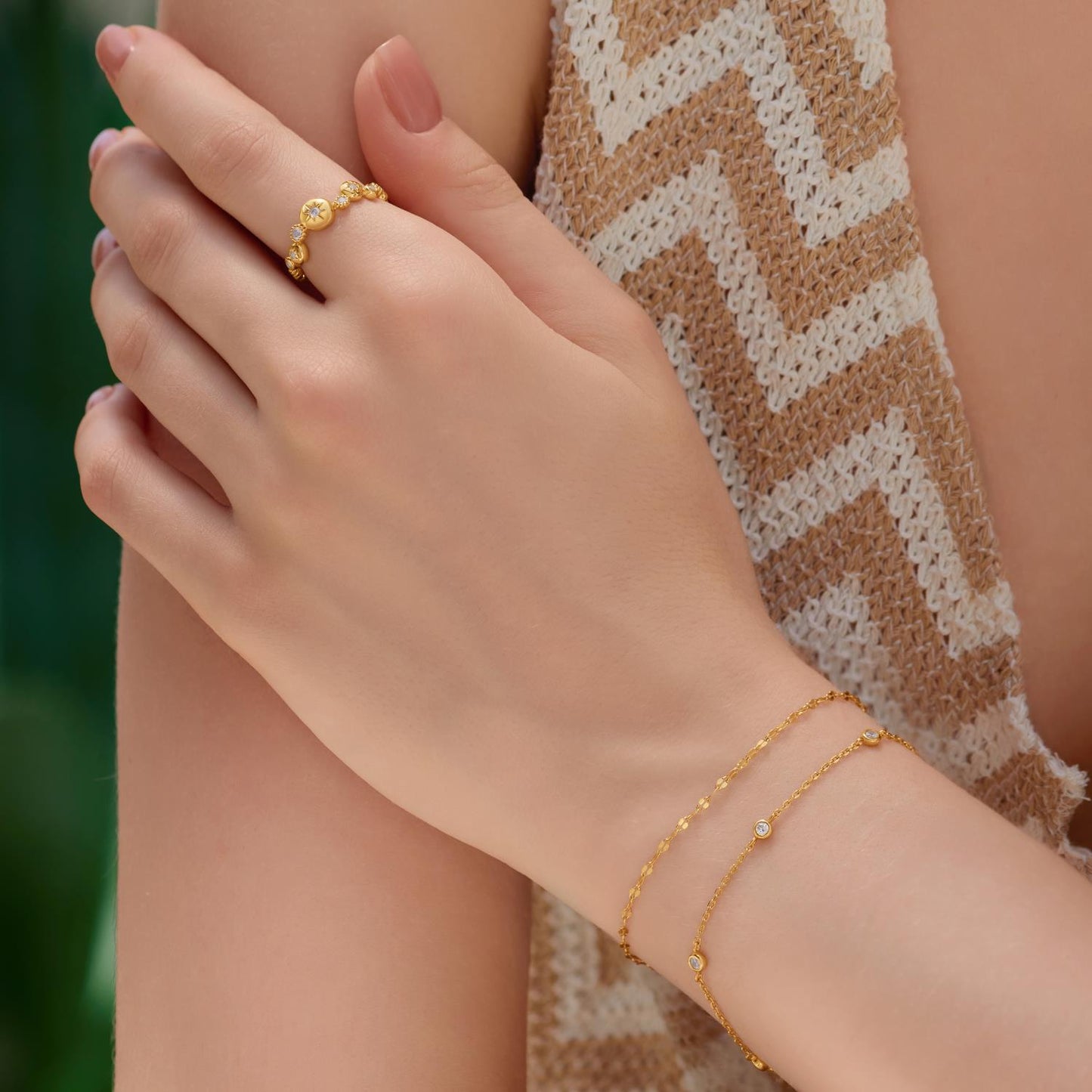 Gold Starburst Zig-Zag Beaded Ring